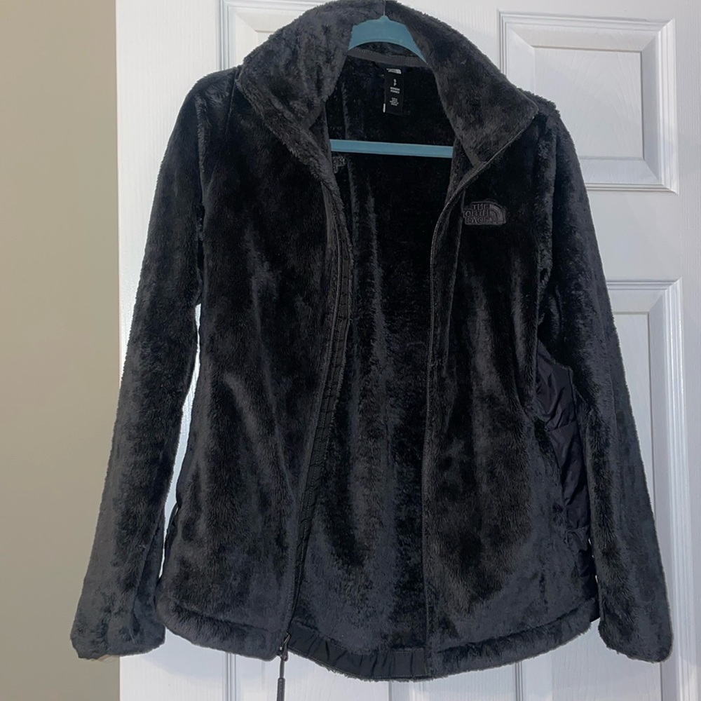 Black north face size small